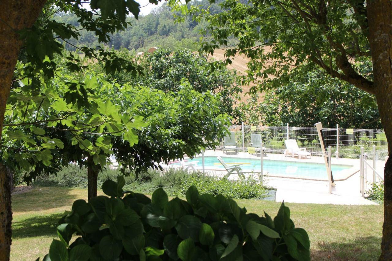 La Maison Du Soleil Saint-Gauderic Buitenkant foto